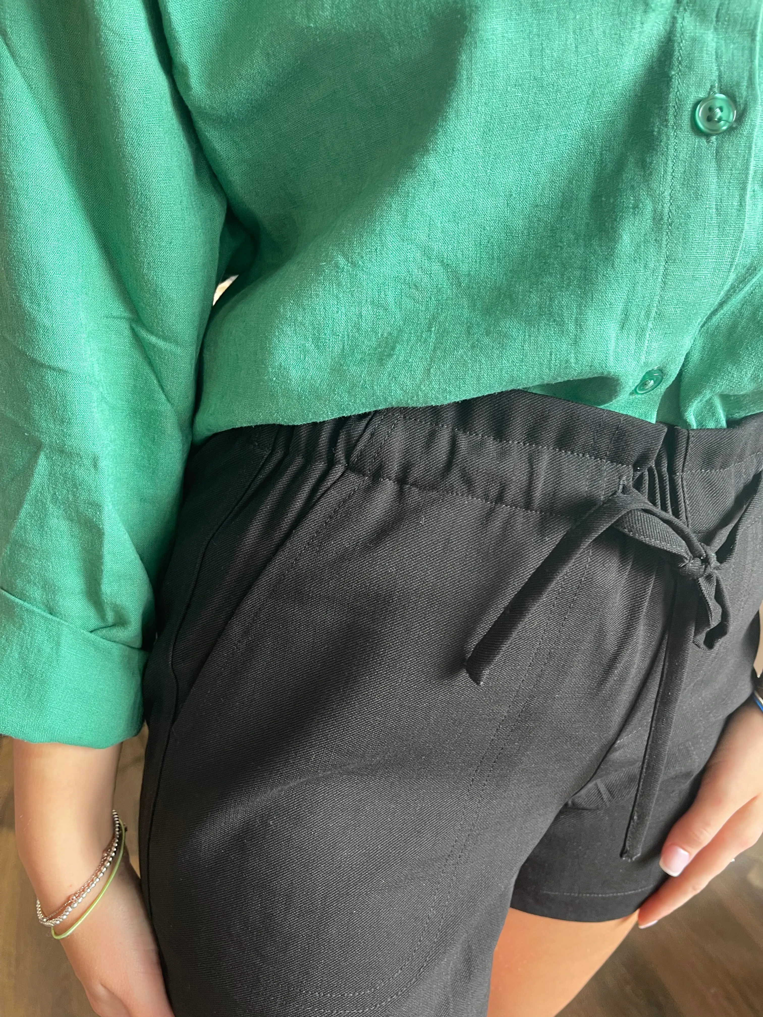 Breezy Shorts 4" Black