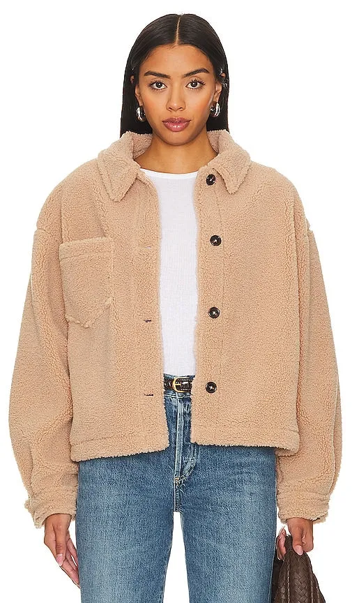 Chaser Bolt Jacket in Beige