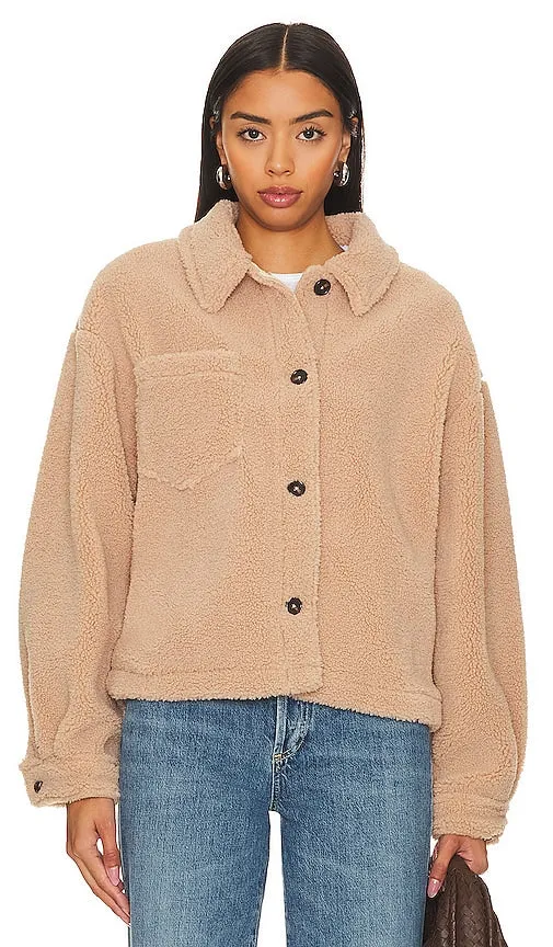 Chaser Bolt Jacket in Beige