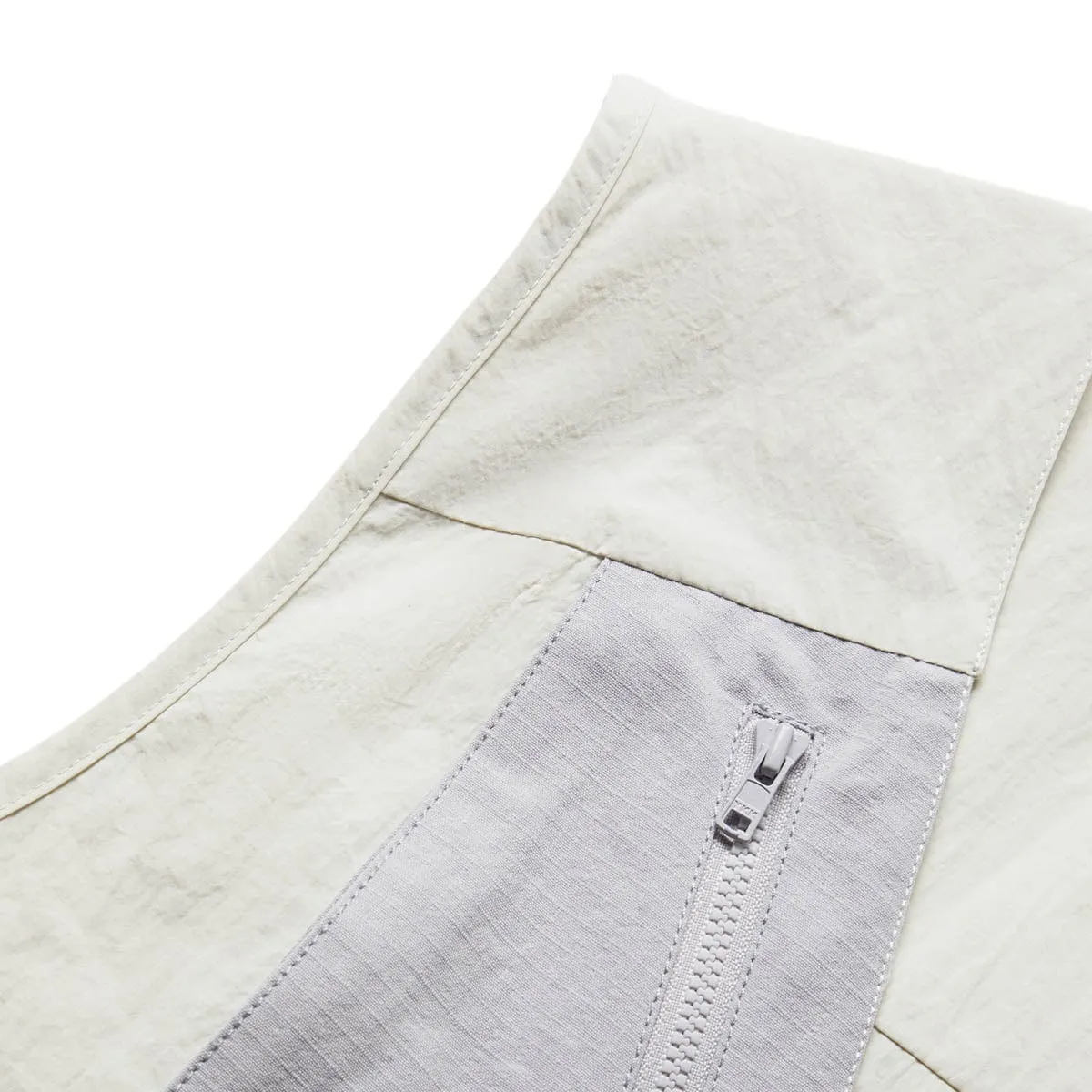 COASTAL POCKET VEST
