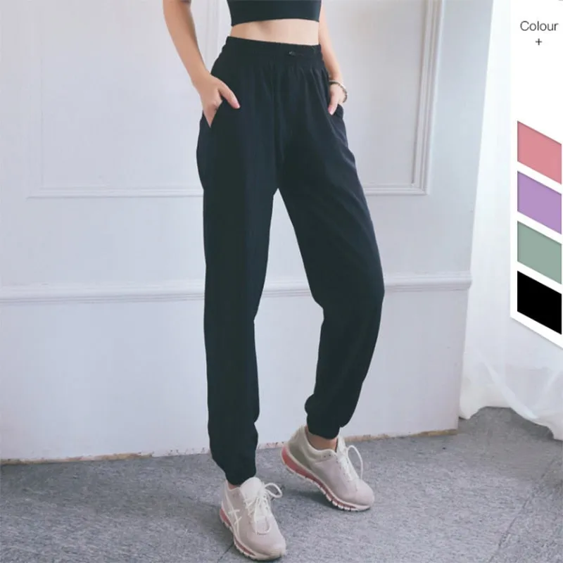 Lightweight and Comfy Training Trousers for Women