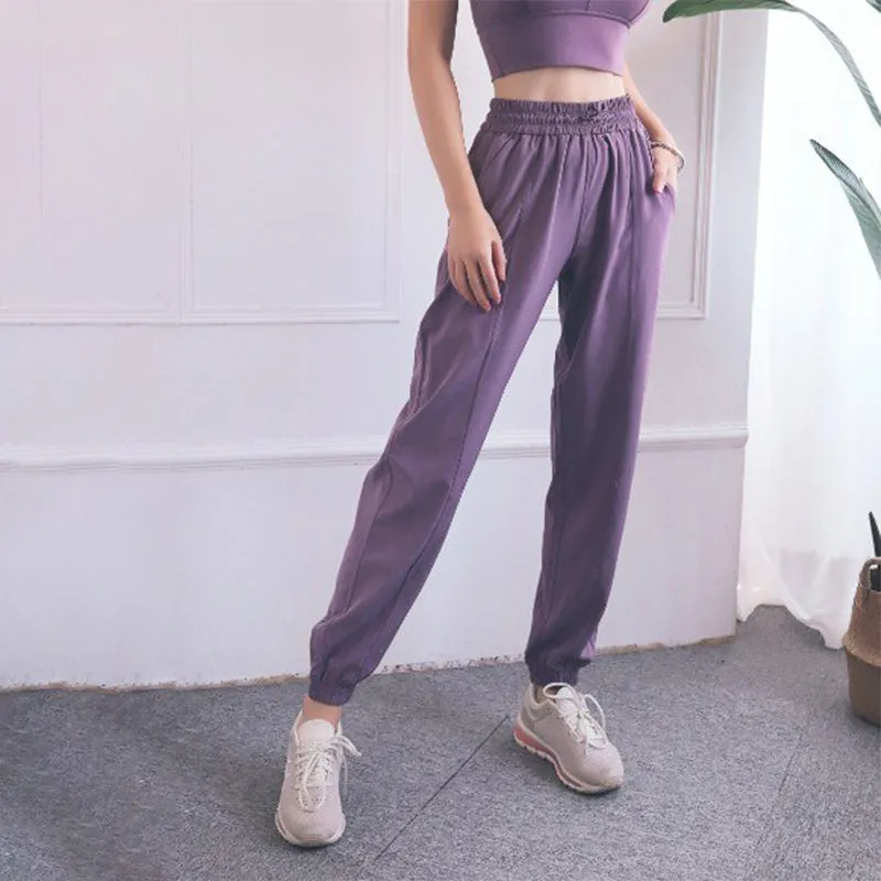 Lightweight and Comfy Training Trousers for Women