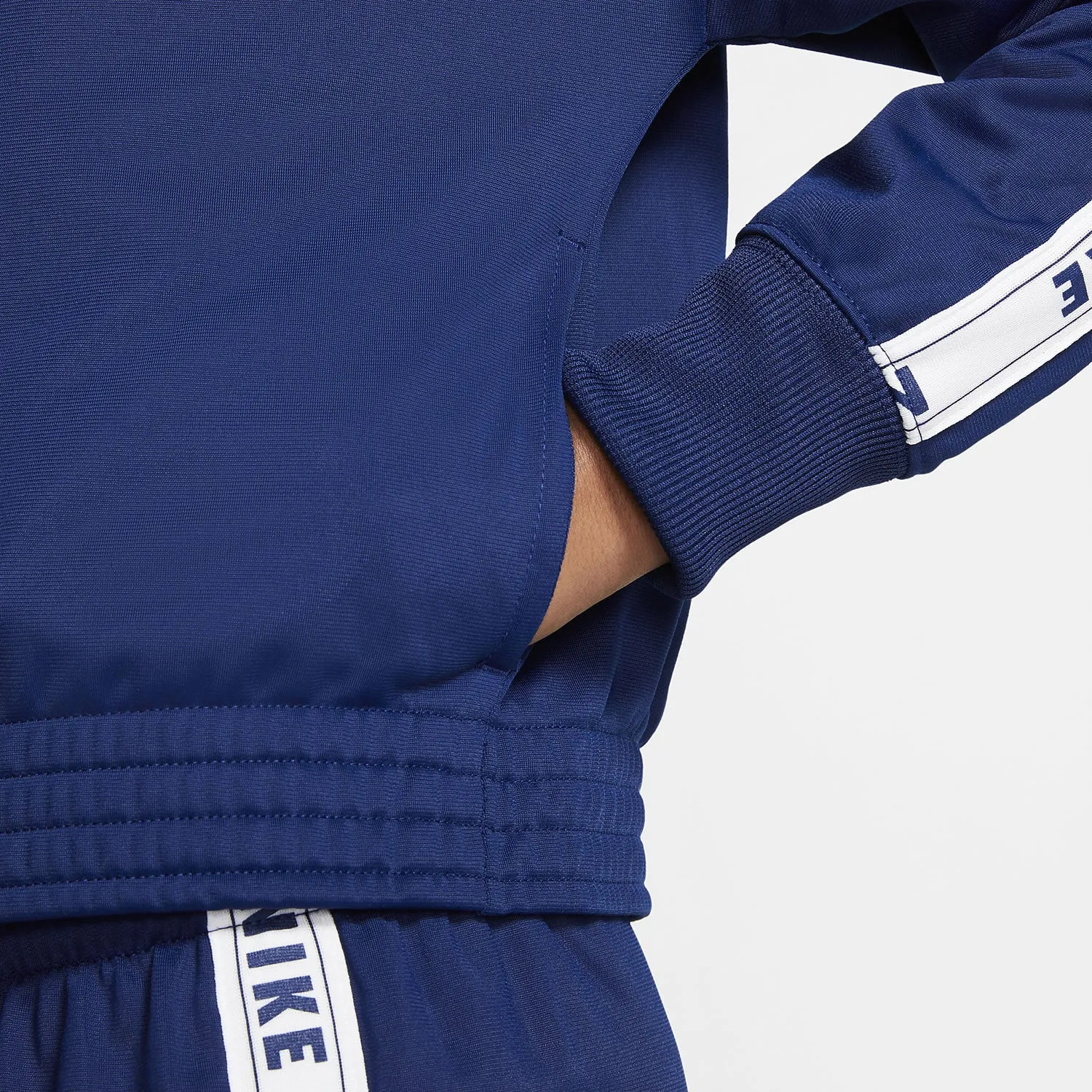 Nike Older Girls Sportswear Tracksuit CV9657 492